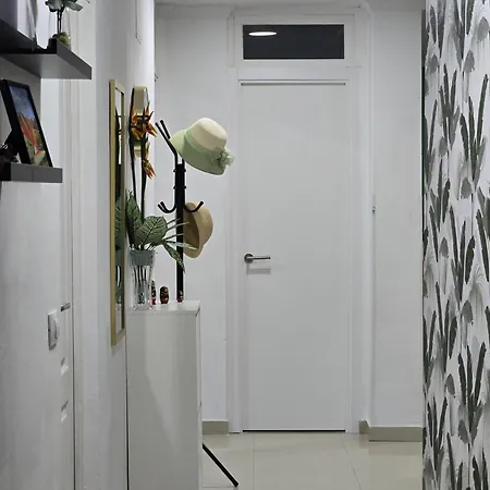 Apartment Strelitzia House